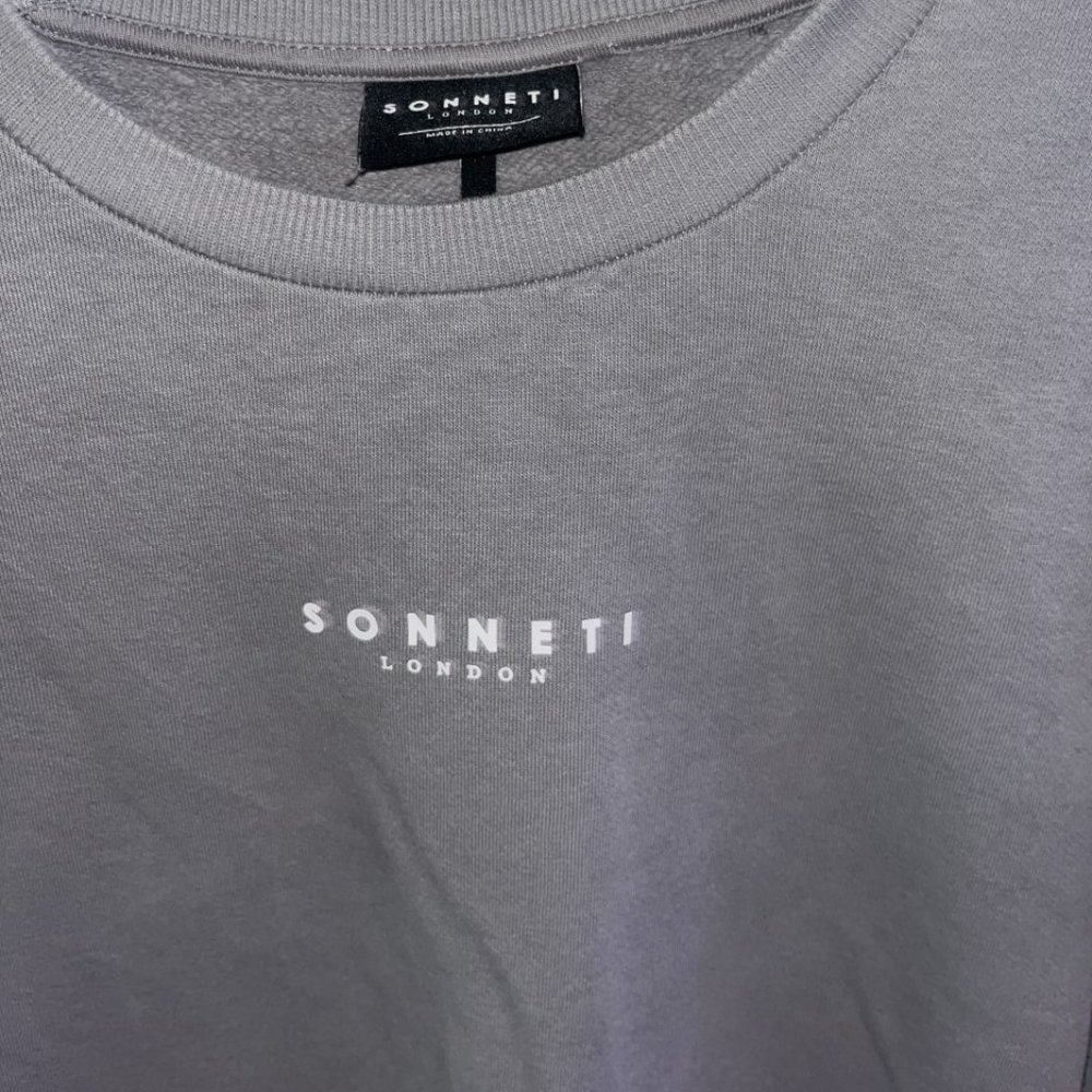 Sonneti London Gray Crewneck